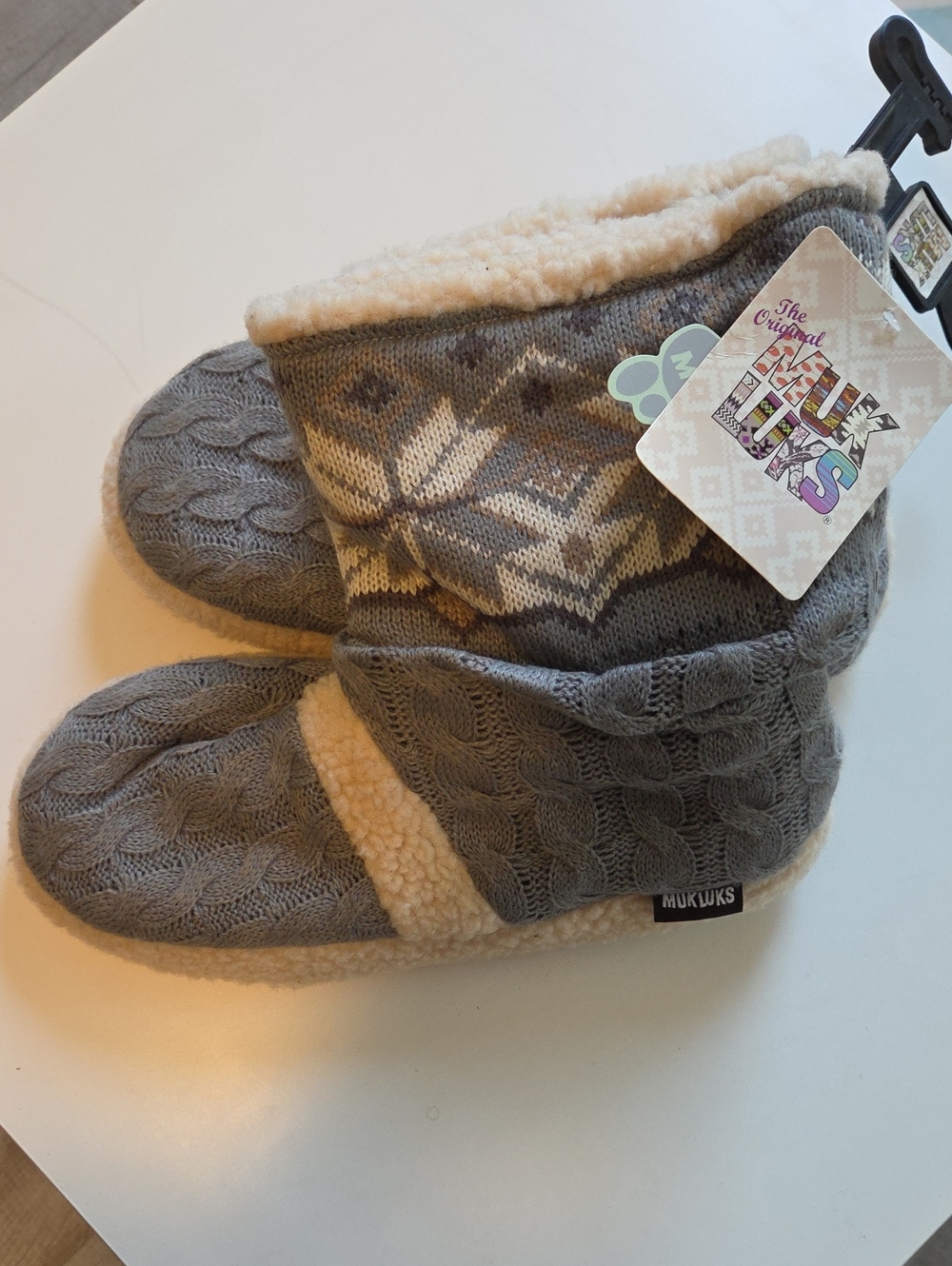 Muk Luks Adult Gray Knit Booties with Ivory Faux Shearling Trim Size XL NWT